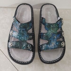 Alegria Leather Sandal Women's 36 Strap Detail Dinah Deep Sea US 6 - 6.5 Shoes